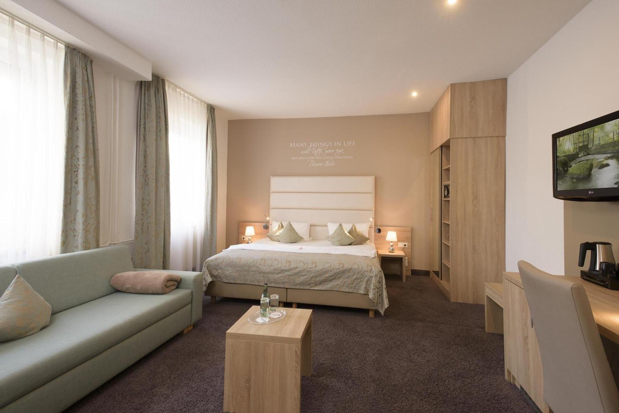 Best Western Hotel Lamm Singen Exterior photo